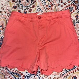 Crown & Ivy coral shorts